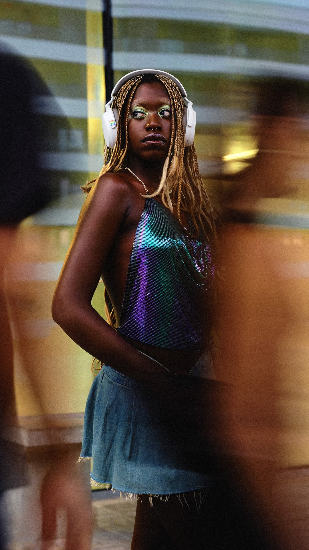 Sennheiser MOMENTUM 4 Wireless Pride Mood Shot 2