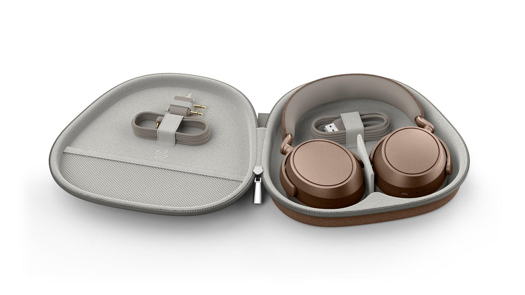 MOMENTUM 4 Wireless Brown Case